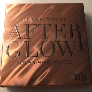 Urban Decay ONS Afterglow highlighter palette